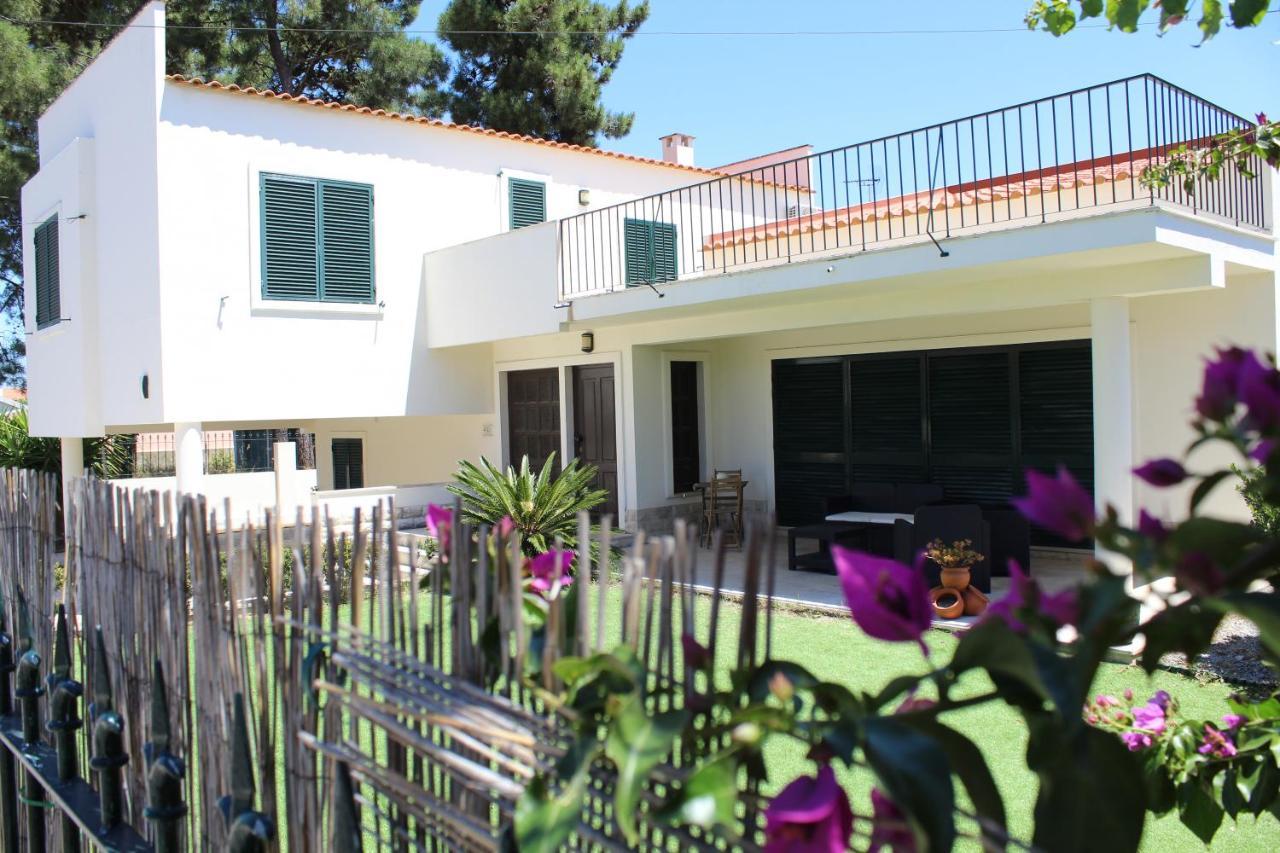 Aroeira Palm Beach Villa Екстериор снимка
