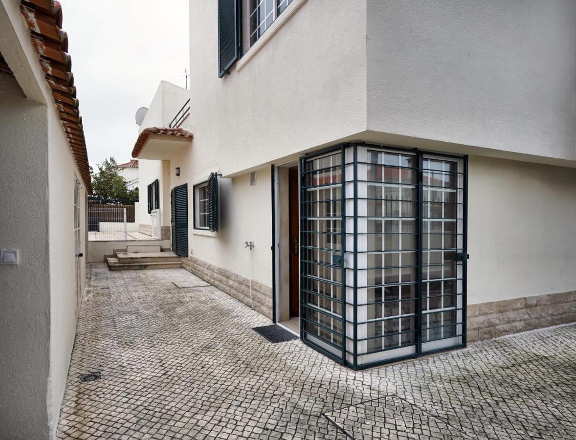 Aroeira Palm Beach Villa Екстериор снимка