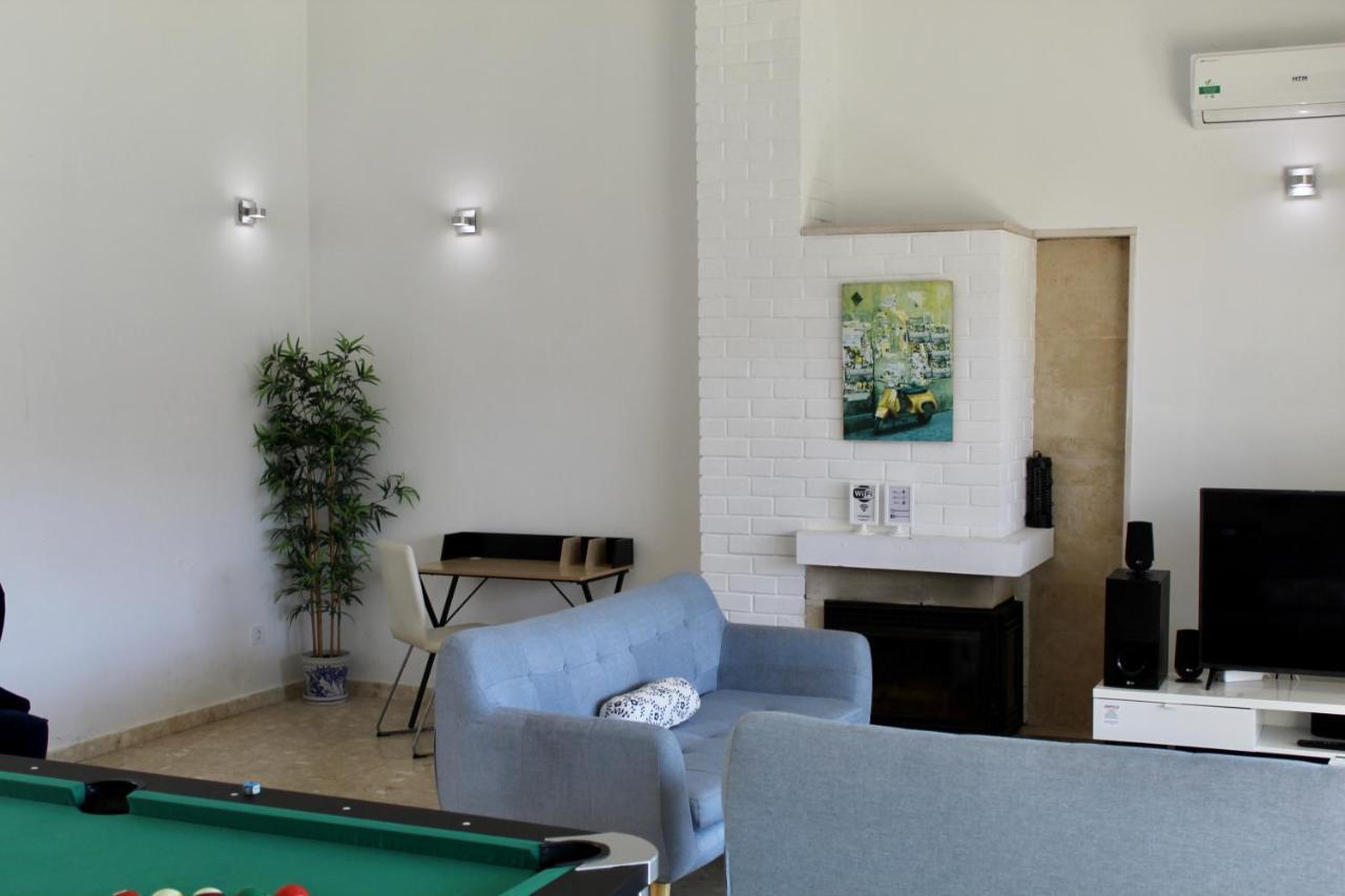 Aroeira Palm Beach Villa Екстериор снимка